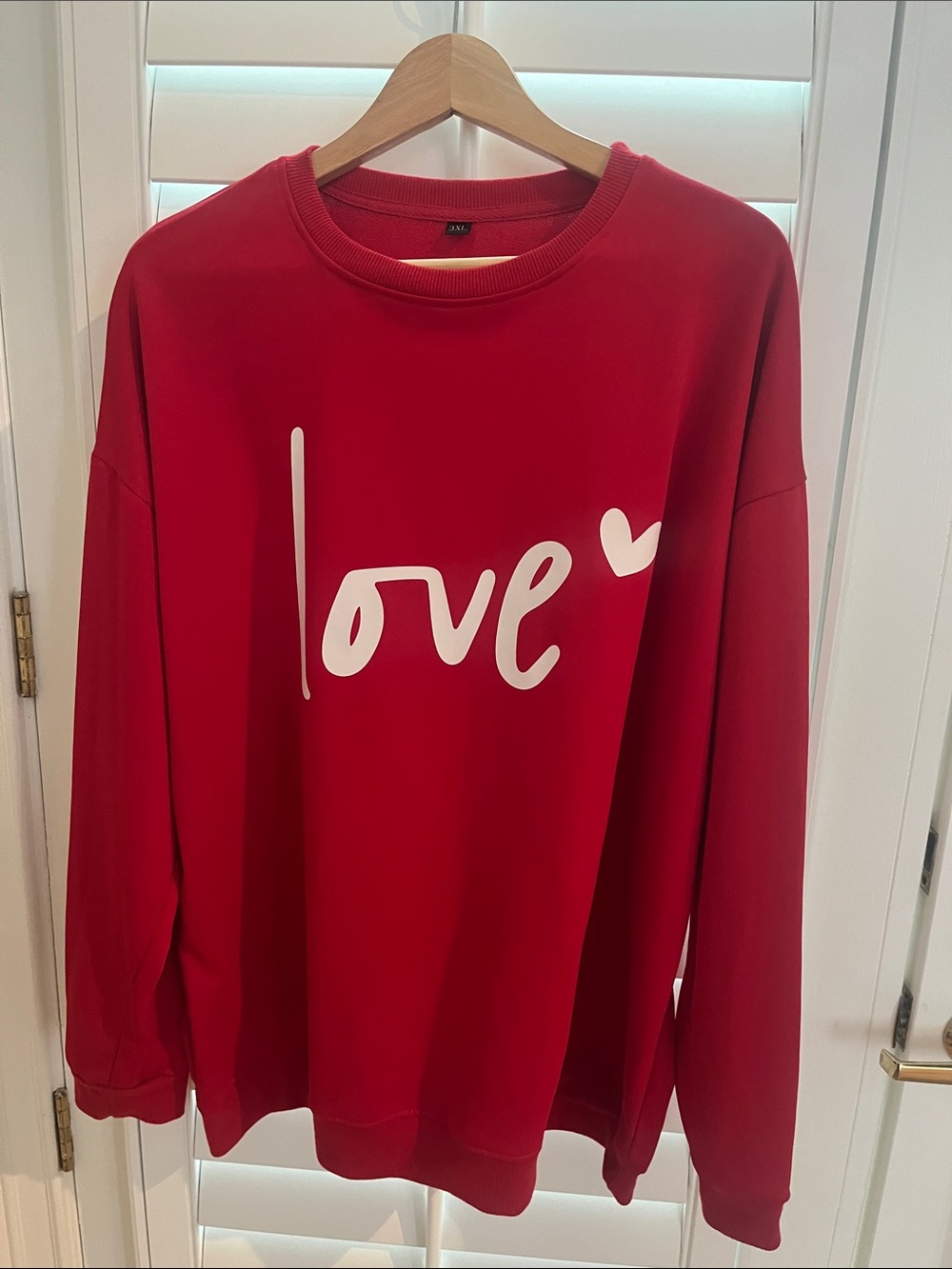 Red "Love" Graphic Sweatshirt - Unbranded 3x